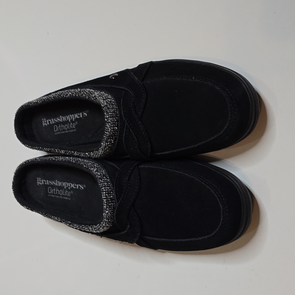 Grasshoppers Ortholite Women's Windham Suede Fashion Loafer Flat  8.5